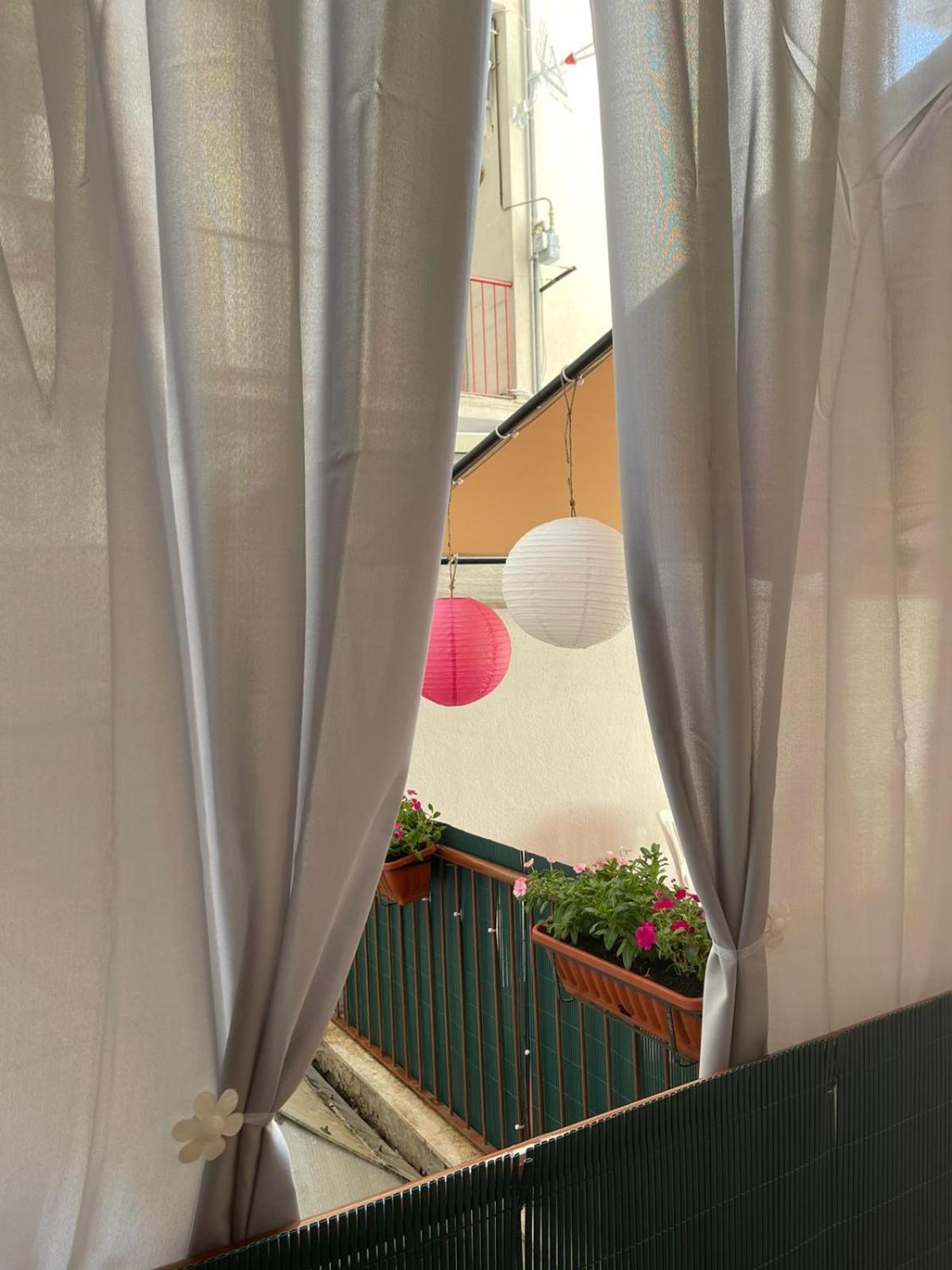Casa Dei Nonni Di Yuri Bed & Breakfast Palermo Exterior photo